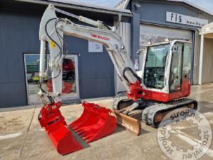 mini bagri takeuchi tb260 powertilt 3x lica 2019 letnik