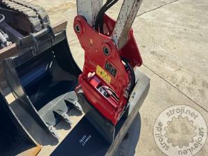 Mini bagri, TAKEUCHI TB250 - 2018 LETNIK- 3045 UR - POWERTILT -3X ŽLICA