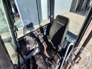 Mini bagri, TAKEUCHI TB230 - POWERTILT - 3X ŽLICA - 2017 LETNIK