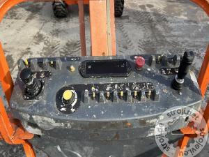 Dvigala, JLG 800 AJ - 2012 LETNIK - 4495 UR - 26M