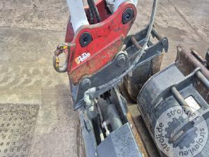 Mini bagri, TAKEUCHI TB225 - 2021 LETNIK - 1365 UR - 3X ŽLICA