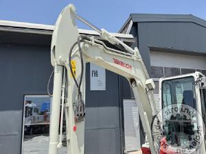 Mini bagri, TAKEUCHI TB250 - 2016 LETNIK - 2155 UR - POWERTILT
