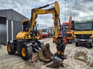 Bagri na kolesih, JCB HYDRADIG 110W - ROTOTILT - LETNIK 2016 - 8120 UR