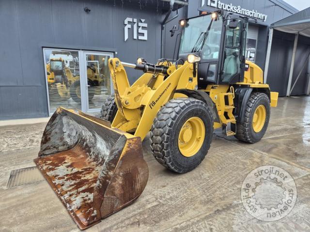 Nakladalci, CATERPILLAR 910K - YEAR 2015 - 4025 HOURS - AC