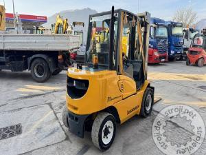 Viličarji čelni, JUNGHEINRICH DFG 545 – 2005 LETNIK - 1065 UR – TRIPLEX