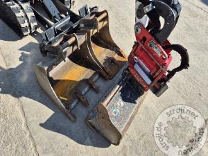 Mini bagri, BOBCAT E19 - POWERTILT - 3X ŽLICA - 2020 LETNIK - 1305 UR