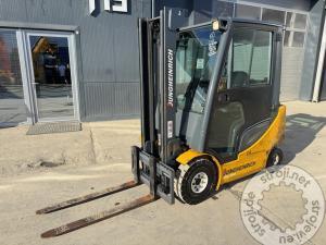 Viličarji čelni, JUNGHEINRICH TFG 320S - 2011 LETNIK - 1725 UR