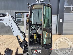 Mini bagri, BOBCAT E26 - POWERTILT - 3X ŽLICA - 2020 LETNIK - 1240 UR