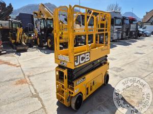 Dvigala, JCB S2032E – NERABLJEN (LETNIK 2022) – 5 UR