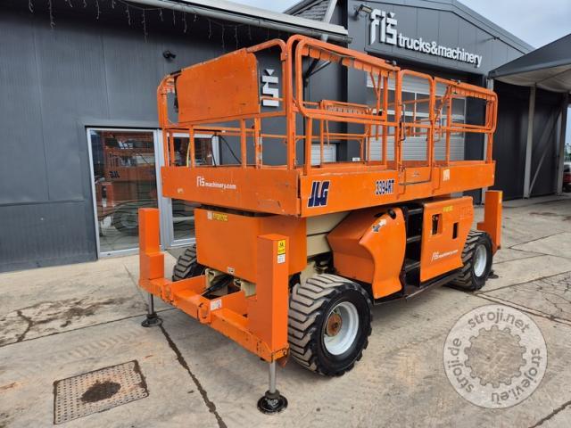 Dvigala, JLG 3394RT – LETNIK 2008 – 3955 DELOVNIH UR – 12 M