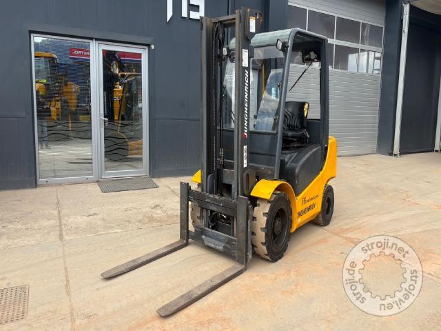 Viličarji čelni, JUNGHEINRICH DFG 430 - 2005 LETNIK - 9620 UR