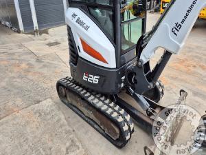 Mini bagri, BOBCAT E26 - POWERTILT - 3X ŽLICE - LETNIK 2019 - 1670 DE