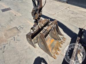 Mini bagri, KUBOTA KX057-4 - LETNIK 2015 - 3X ŽLICE - 5480 UR