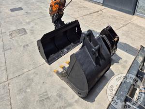 Bagri goseničarji, HITACHI ZX85USB-6 - 2022 LETNIK - 1780 UR - 3X ŽLICA