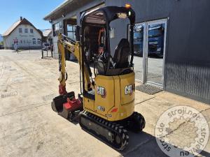 Mini bagri, CATERPILLAR 301.7 CR - LETNIK 2022 - 115 DELOVNIH UR - POWERTI