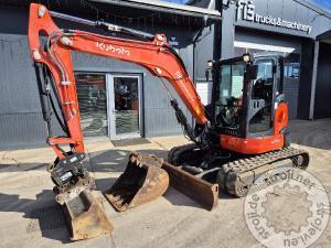 bagri goseniarji kubota u55 4 2017 letnik powertilt 5355 ur